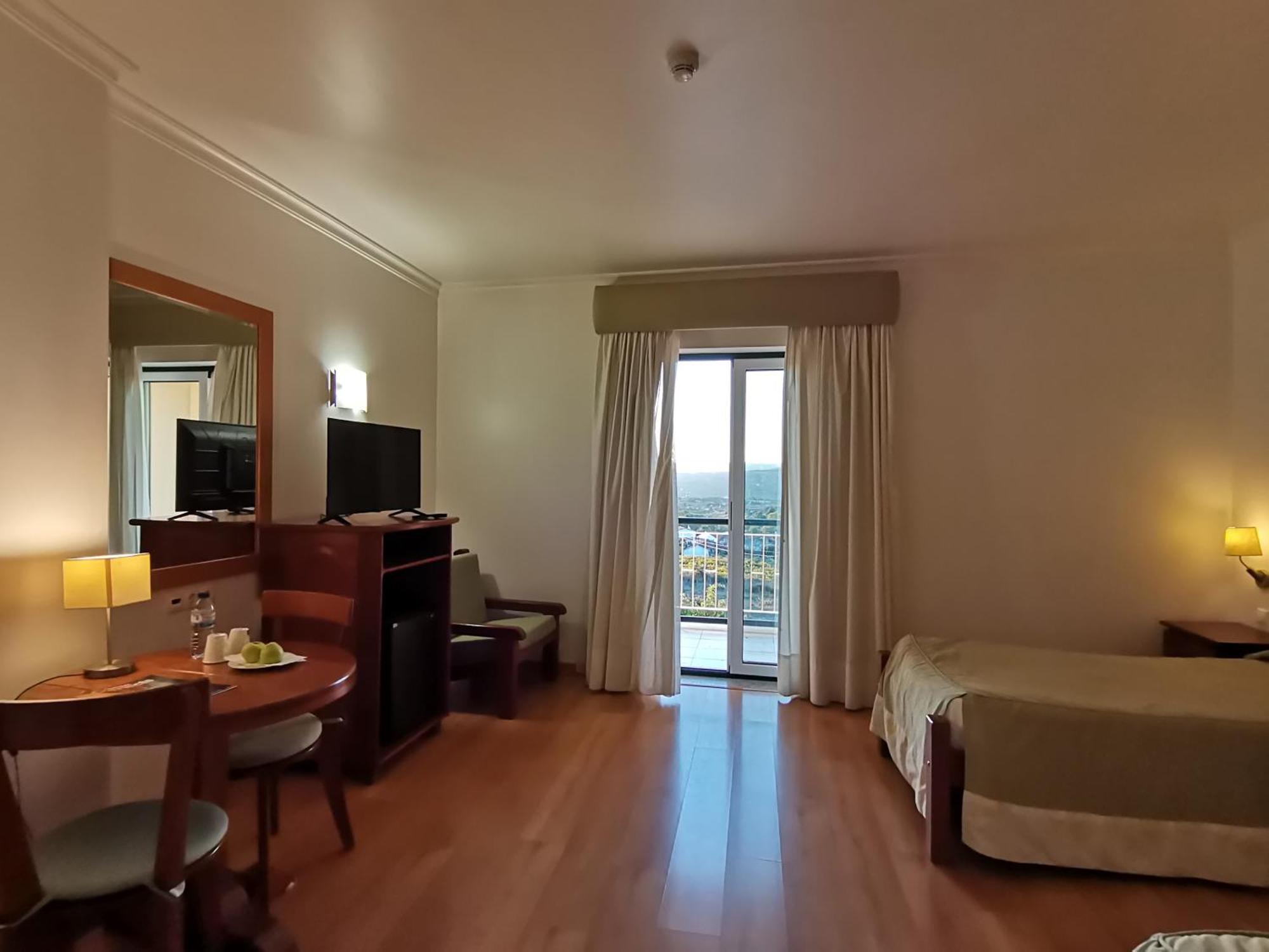 Hotel Quinta Dos Cedros Celorico Da Beira Eksteriør bilde